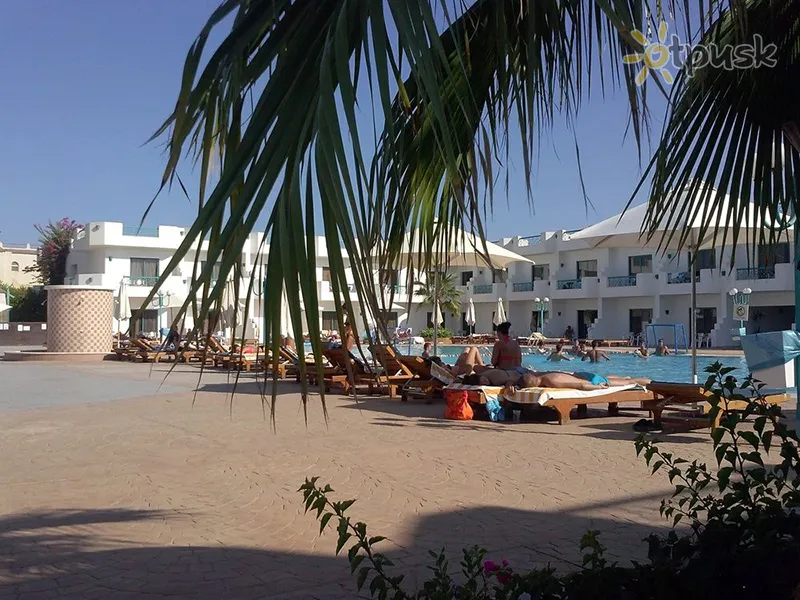 Фото отеля Sharm Cliff Resort 3* Šarm eš Šeiha Ēģipte ārpuse un baseini