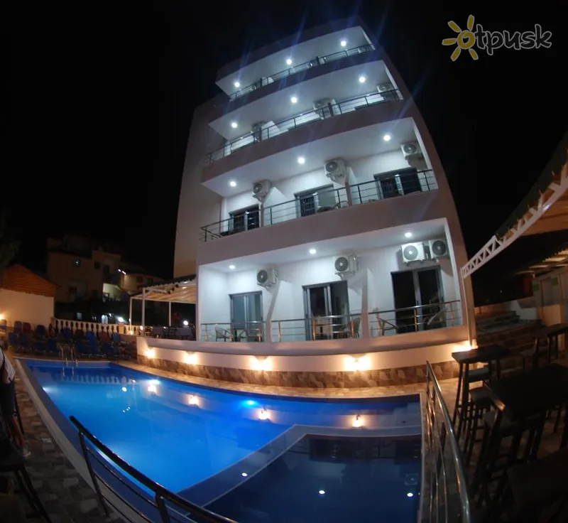 Фото отеля Piramida Hotel 3* Ксаміл Албанія екстер'єр та басейни