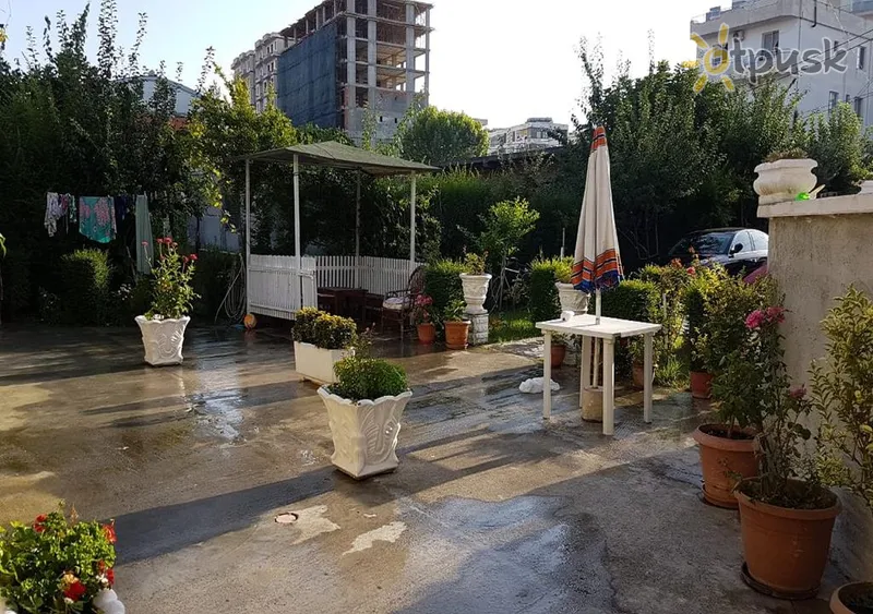 Фото отеля Cikaj Guest House 3* Дуррес Албанія екстер'єр та басейни