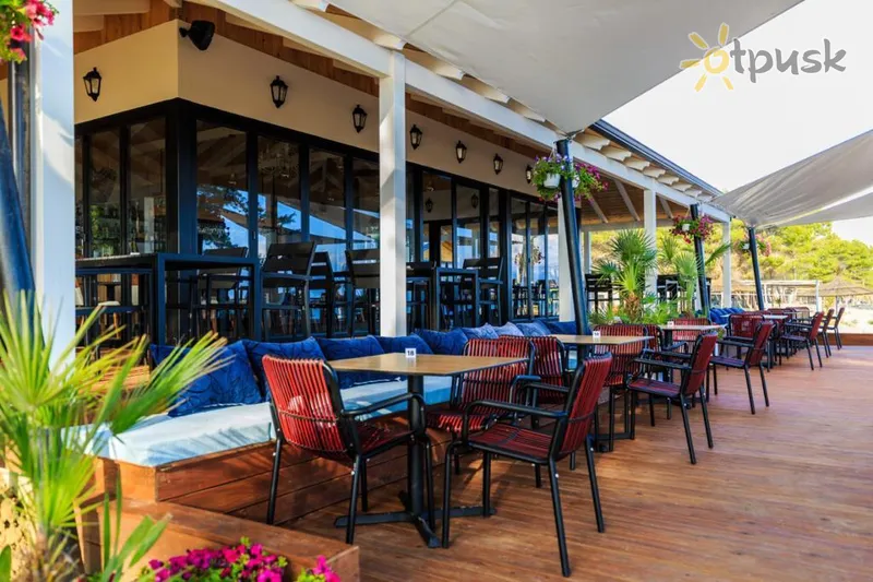 Фото отеля Ecuador Resort 4* Vlore Albānija bāri un restorāni
