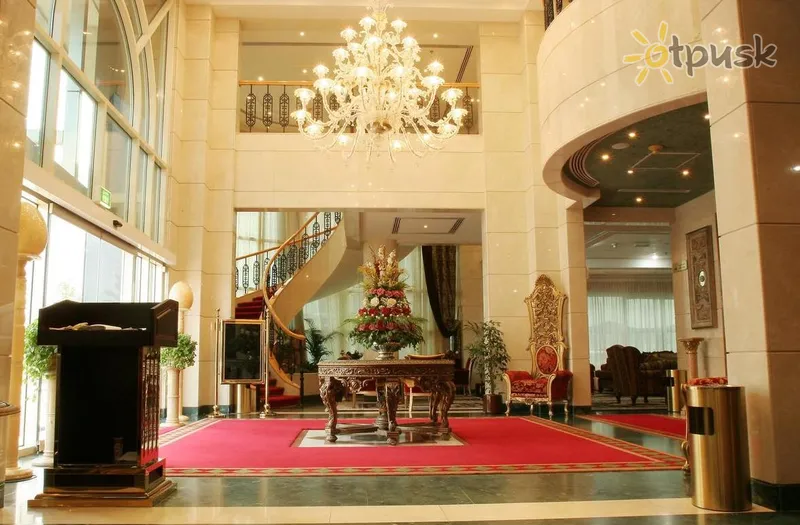 Фото отеля Nejoum Al Emirate 3* Šārdža AAE vestibils un interjers