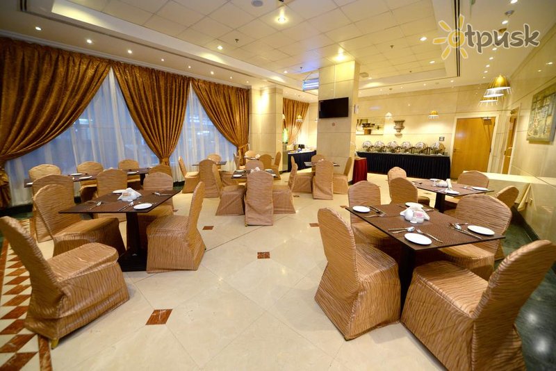 Фото отеля Nejoum Al Emirate 3* Шарджа ОАЭ бары и рестораны