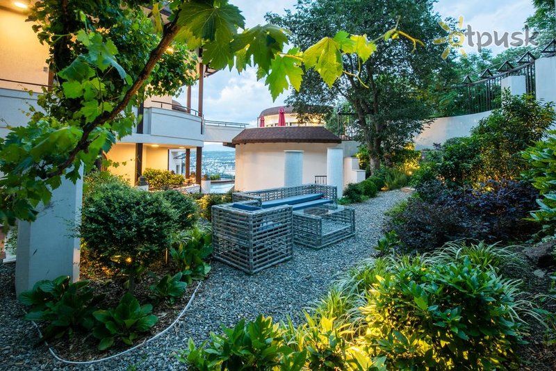 Фото отеля Adamo Hotel 4* Тбилиси Грузия экстерьер и бассейны