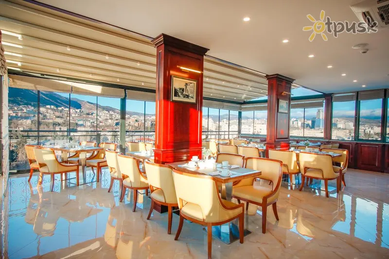 Фото отеля New Tiflis Hotel 4* Tbilisis Gruzija barai ir restoranai