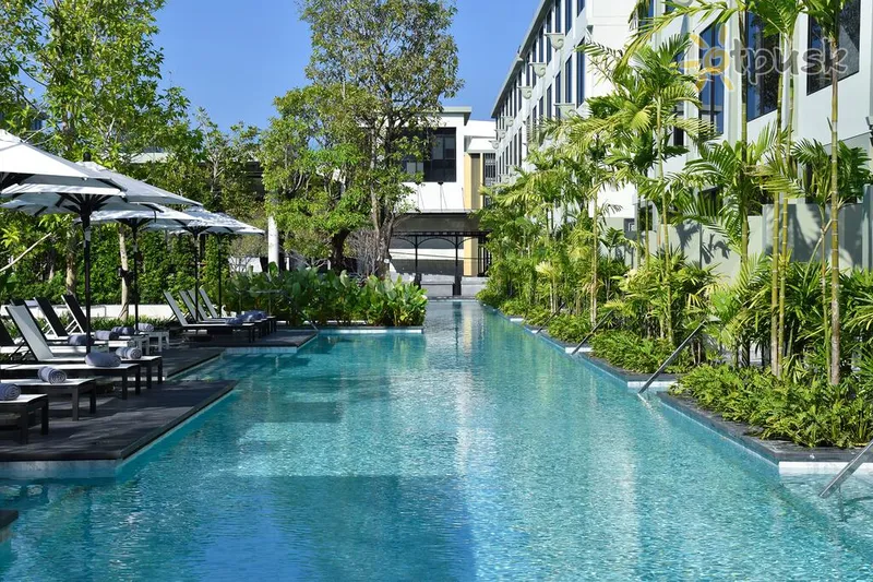 Фото отеля Four Points by Sheraton Phuket Patong Beach Resort 4* о. Пхукет Таїланд екстер'єр та басейни