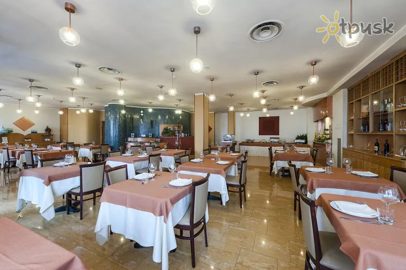 Фото отеля Millennium Gold 4* Neapolis Italija barai ir restoranai