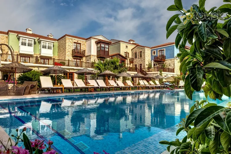 Фото отеля Alacati Kapari Hotel 4* Чешме Туреччина екстер'єр та басейни