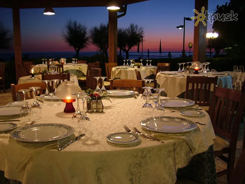 Фото отеля Riviera Bleu 3* Kalabrija Itālija bāri un restorāni