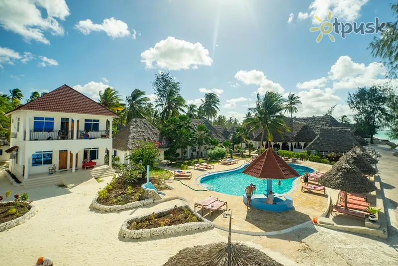 Фото отеля Visitor's Inn 2* Джамбіані Танзанія екстер'єр та басейни