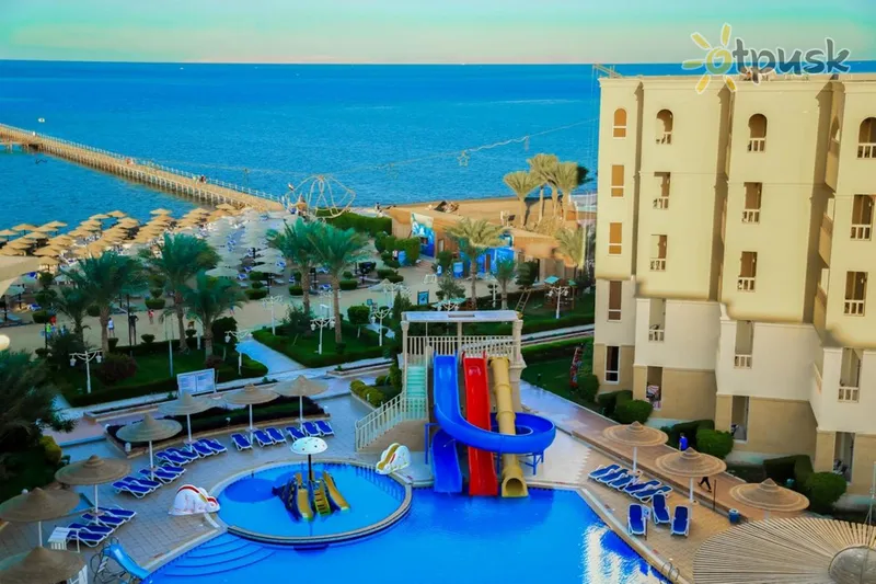 Фото отеля AMC Royal Hotel & Spa 5* Хургада Египет аквапарк, горки
