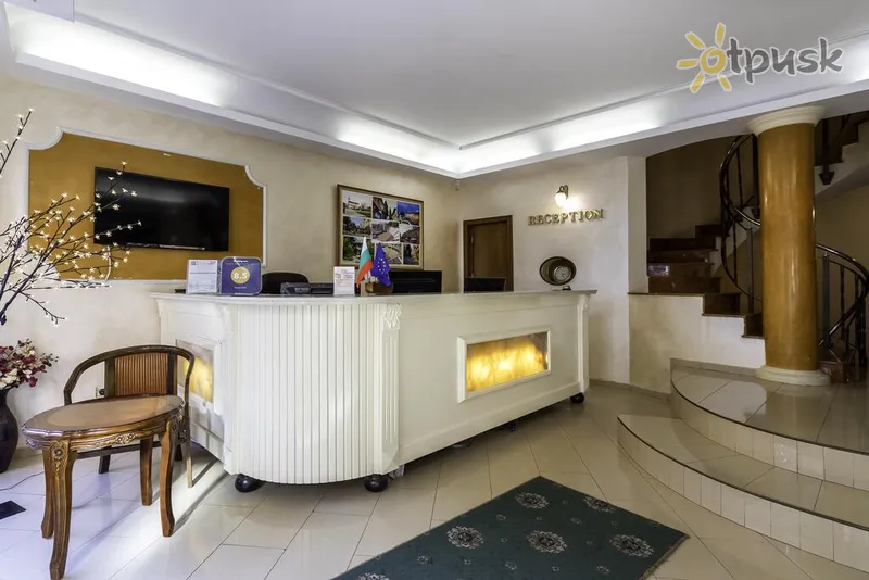 Фото отеля Dafi Hotel 3* Пловдив Болгария лобби и интерьер