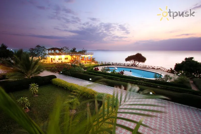Фото отеля Royal Cliff Zanzibar 4* Mangapwani Tanzanija išorė ir baseinai