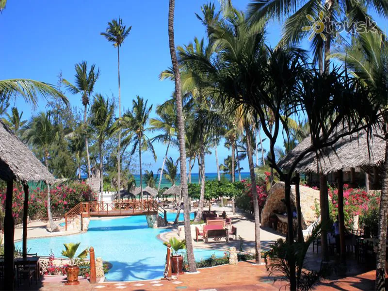 Фото отеля Palumboreef Beach Resort 3* Uroa Tanzānija ārpuse un baseini