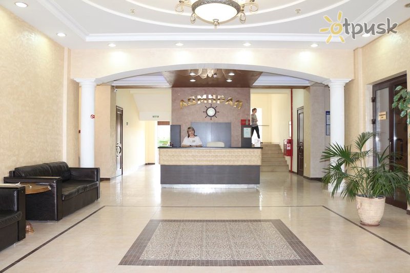 Фото отеля Адмирал 3* Махачкала россия лобби и интерьер
