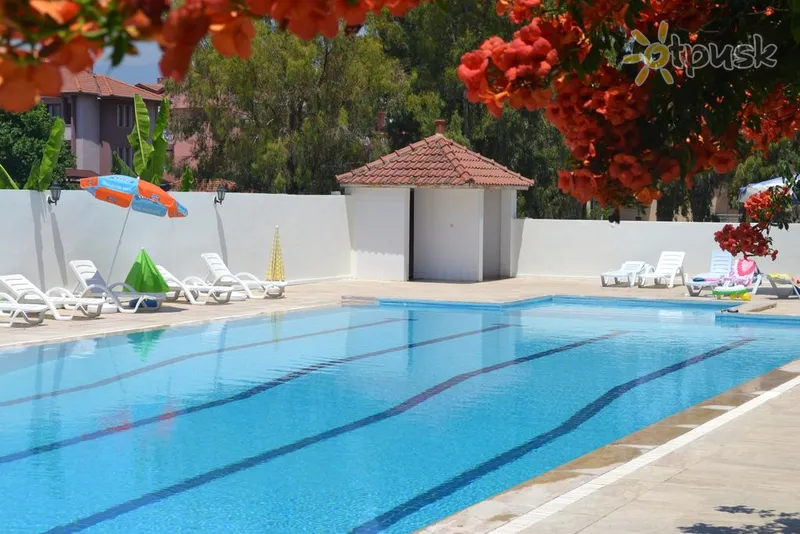 Фото отеля Rosary Beach Hotel 3* Фетхіє Туреччина екстер'єр та басейни