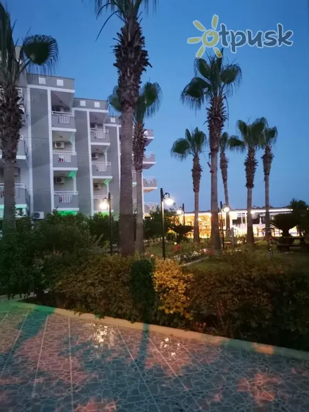 Фото отеля Ozgurhan Hotel 3* Сіде Туреччина екстер'єр та басейни