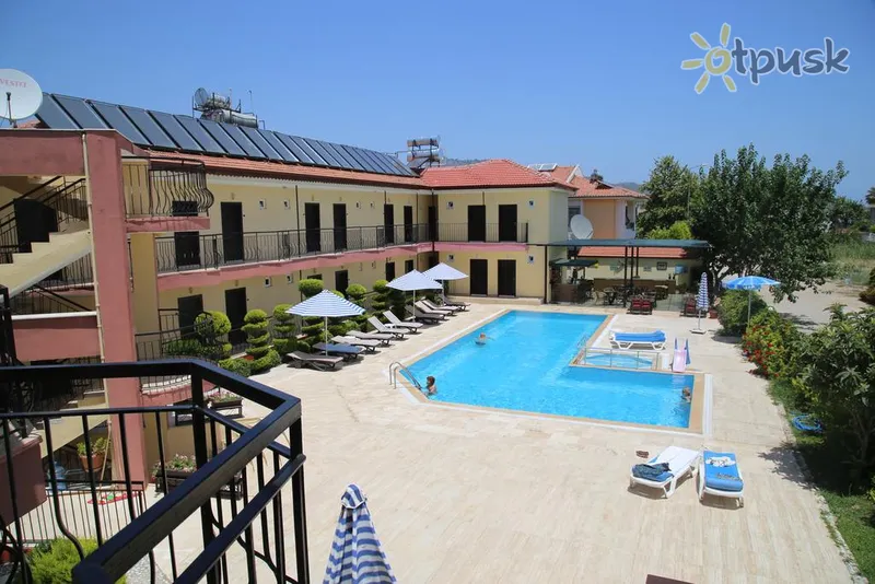 Фото отеля Las Palmeras Hotel 3* Кемер Турция экстерьер и бассейны