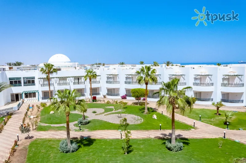 Фото отеля Coral Beach Resort Montazah 4* Šarm el Šeichas Egiptas išorė ir baseinai