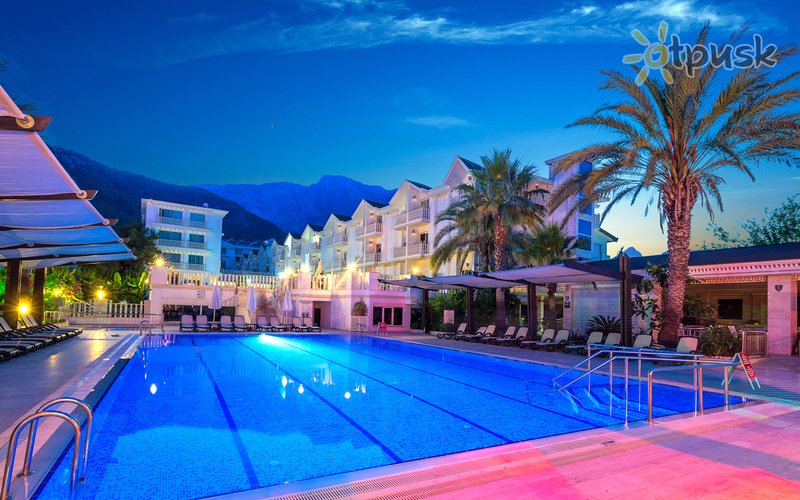 Фото отеля Onkel Hotels Beldibi Resort 5* Кемер Турция экстерьер и бассейны