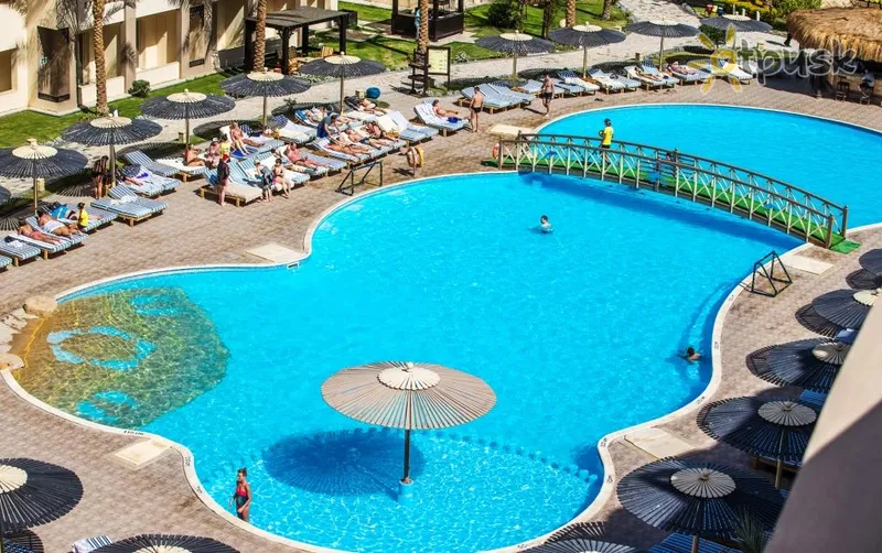 Фото отеля El Karma Aqua Beach Resort 5* Hurgada Ēģipte ārpuse un baseini