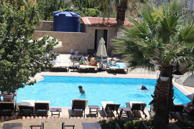 Фото отеля Esat Hotel 3* Кушадаси Туреччина екстер'єр та басейни