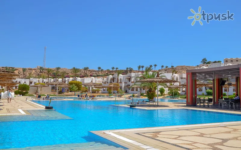 Фото отеля Royal Holiday Beach Resort & Casino 5* Šarm el Šeichas Egiptas išorė ir baseinai