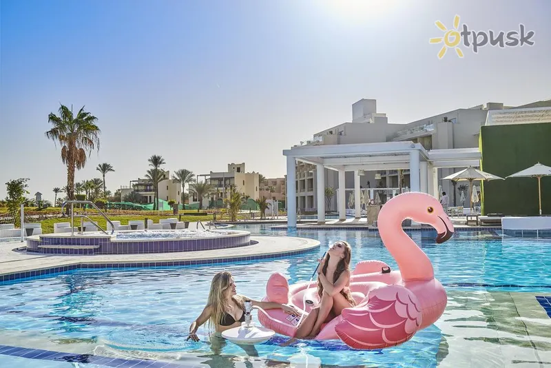 Фото отеля Steigenberger Pure Lifestyle 5* Hurgada Egiptas išorė ir baseinai