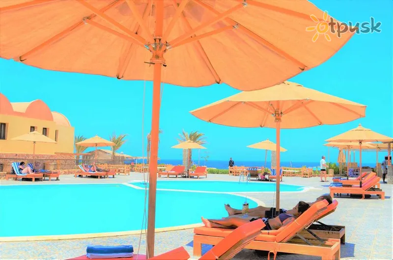 Фото отеля Rohanou Beach Resort 4* El Quseir Egiptas išorė ir baseinai