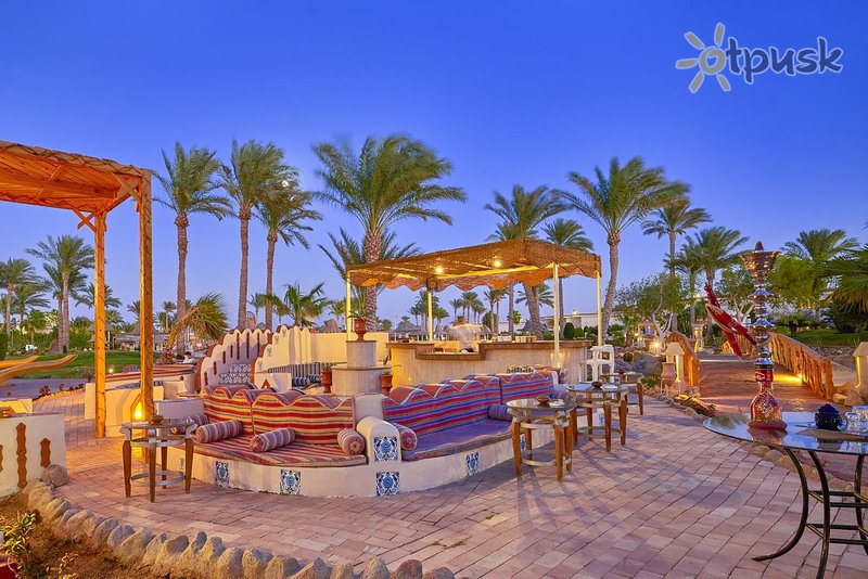 Фото отеля Parrotel Beach Resort 5* Шарм эль Шейх Египет бары и рестораны