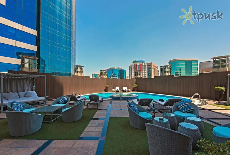Фото отеля Somewhere Hotel Apartment 4* Dubaija AAE ārpuse un baseini