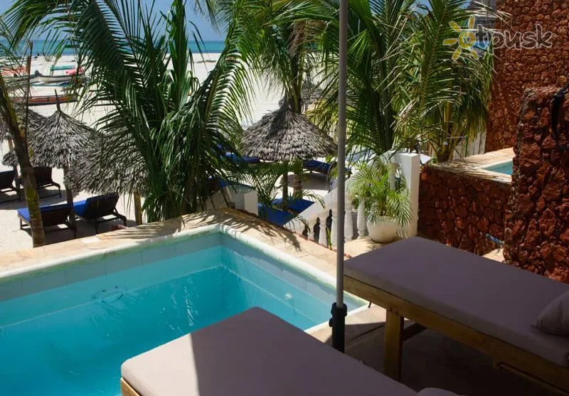 Фото отеля Sun Sea Bar 4* Kendva Tanzānija ārpuse un baseini