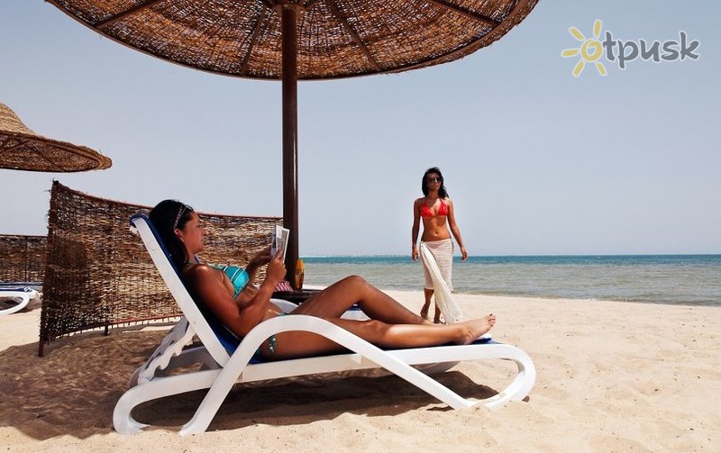 Фото отеля Movenpick Resort Soma Bay 5* Сома Бэй Египет пляж