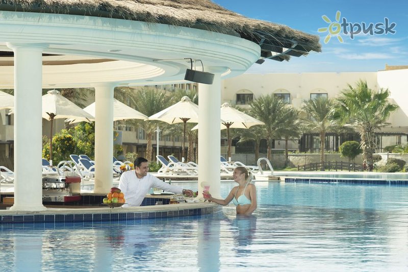 Фото отеля Movenpick Resort Soma Bay 5* Сома Бэй Египет бары и рестораны