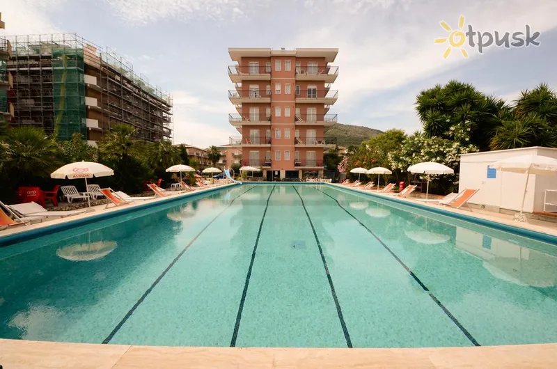 Фото отеля Perla Marina Apartments 3* Лігурійське узбережжя Італія екстер'єр та басейни