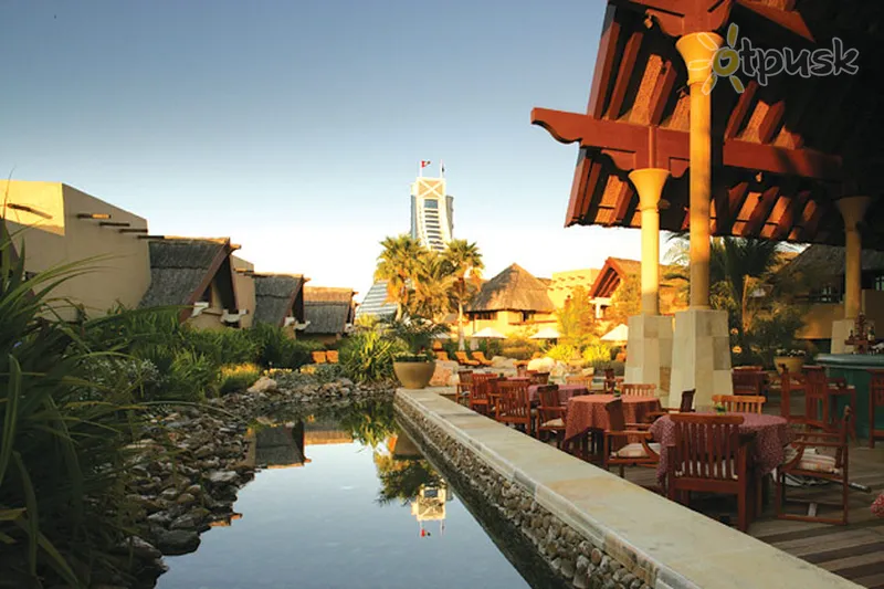 Фото отеля Jumeirah Beach Hotel & Beit Al Bahar Villas 5* Дубай ОАЭ бары и рестораны