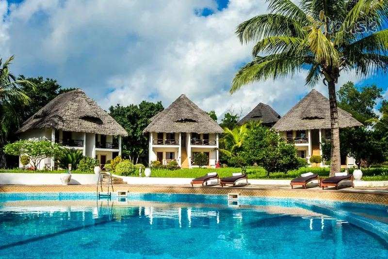 Фото отеля Filao Beach Zanzibar 4* Чвака Танзанія екстер'єр та басейни