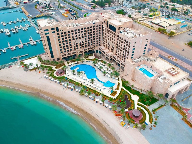 Фото отеля Al Bahar Hotel & Resort 5* Фуджейра ОАЭ пляж