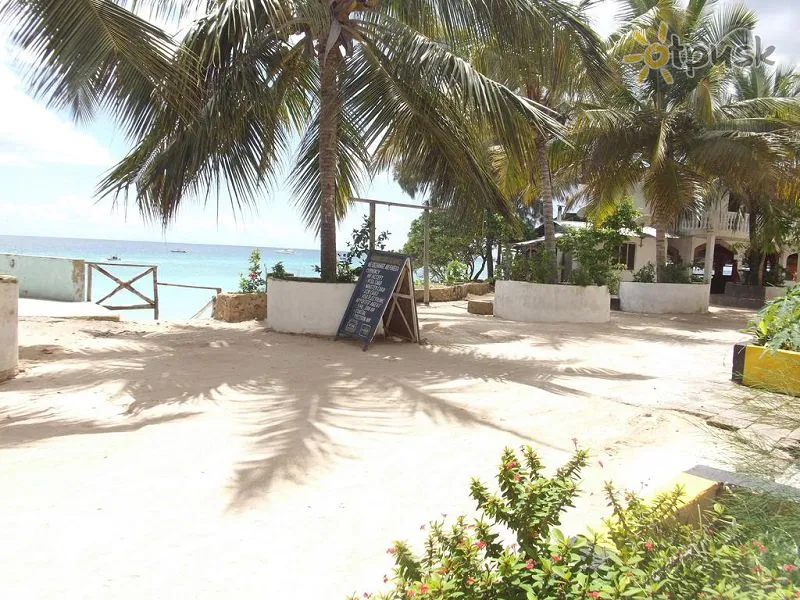 Фото отеля Paradise Beach Bungalows 3* Нунгві Танзанія пляж