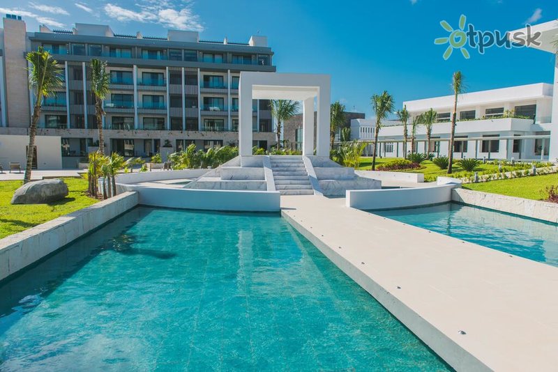 Фото отеля Majestic Elegance Costa Mujeres 5* Канкун Мексика экстерьер и бассейны