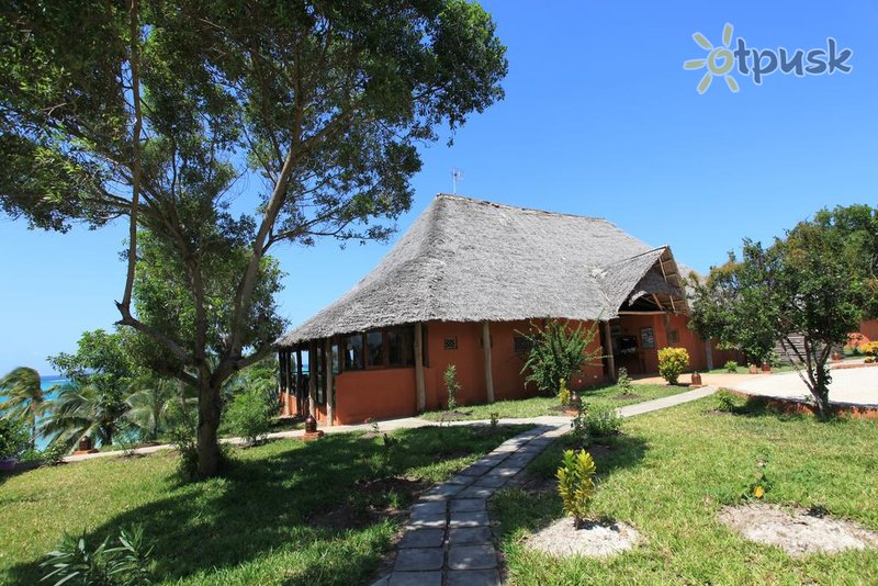 Фото отеля Kichanga Lodge 4* Пингве Танзания экстерьер и бассейны