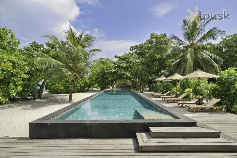 Фото отеля The Barefoot Eco Hotel 4* Гаафу Алифу Атолл Мальдивы экстерьер и бассейны