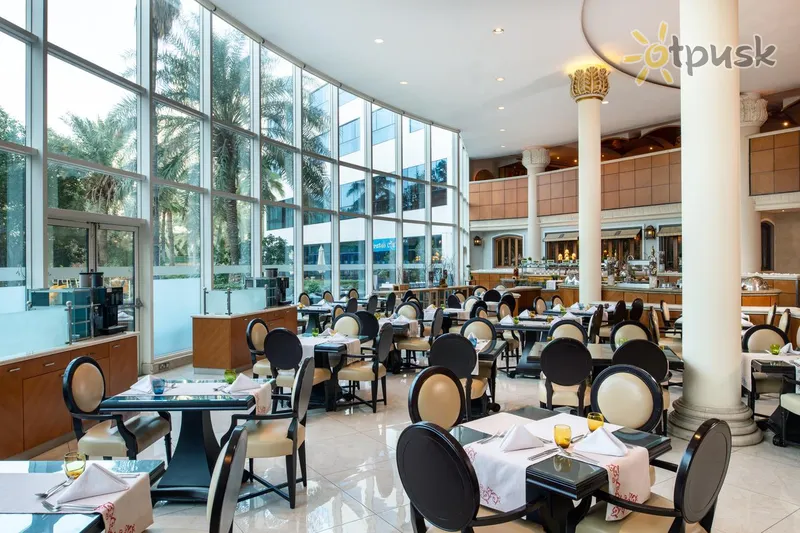 Фото отеля Sheraton Jumeirah Beach Resort 5* Дубай ОАЕ бари та ресторани