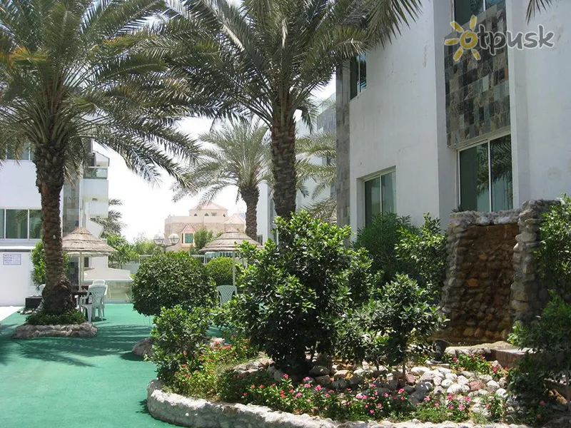 Фото отеля Green House Resort 2* Шарджа ОАЭ экстерьер и бассейны