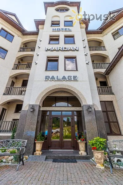 Фото отеля Mardan Palace Spa Resort 5* Буковель (Поляница) Украина - Карпаты экстерьер и бассейны
