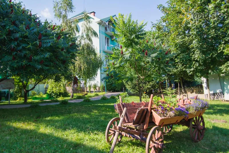 Фото отеля Лилея 3* Поляна Украина - Карпаты экстерьер и бассейны