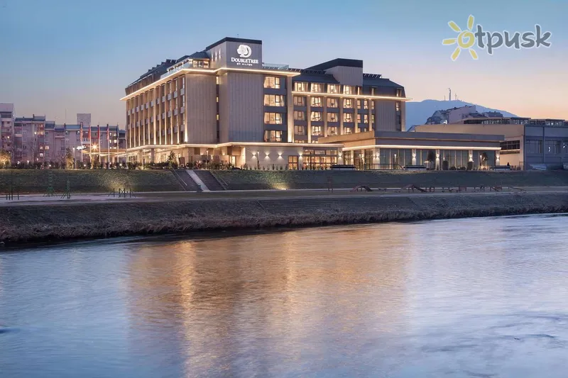 Фото отеля DoubleTree By Hilton 5* Скопье Северная Македония экстерьер и бассейны