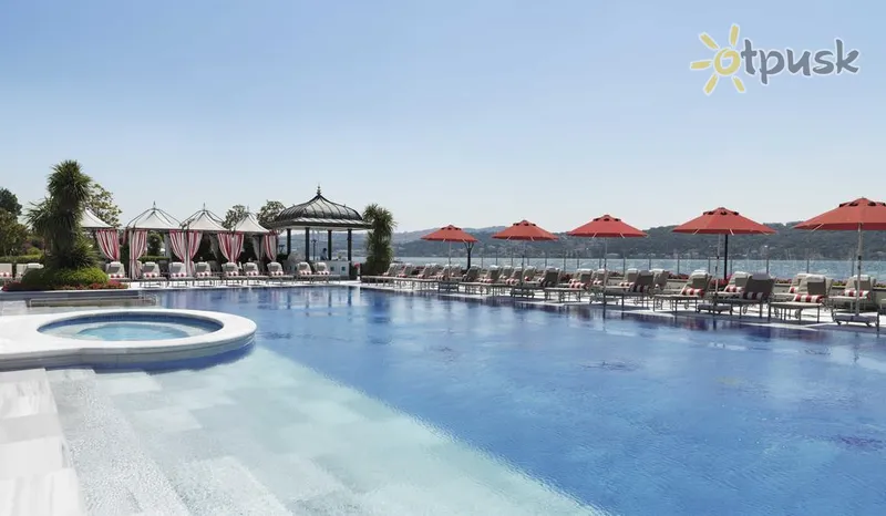 Фото отеля Four Seasons Hotel Istanbul на Босфорі 5* Стамбул Туреччина екстер'єр та басейни
