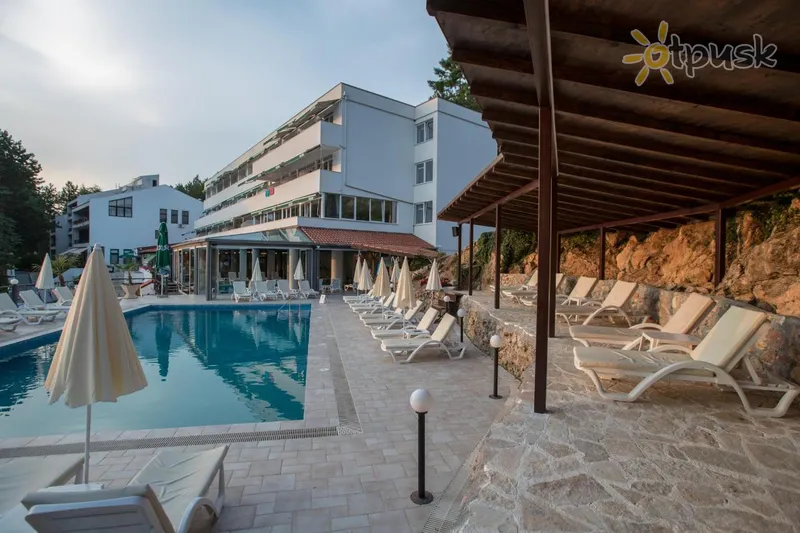 Фото отеля Tino Sveti Stefan Hotel & Spa 4* Ohrida Ziemeļmaķedonija ārpuse un baseini