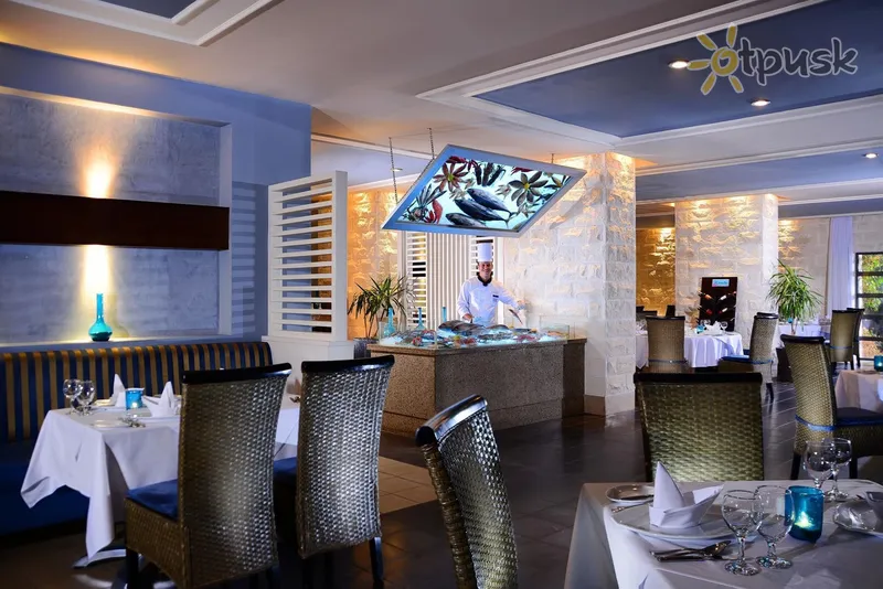 Фото отеля Jaz Aquamarine Resort 5* Хургада Египет бары и рестораны