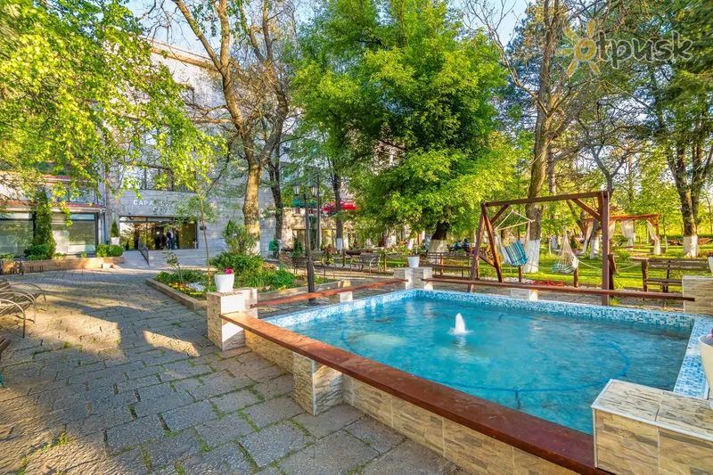 Фото отеля Banjisht Hotel & Spa 4* Debar Ziemeļmaķedonija ārpuse un baseini